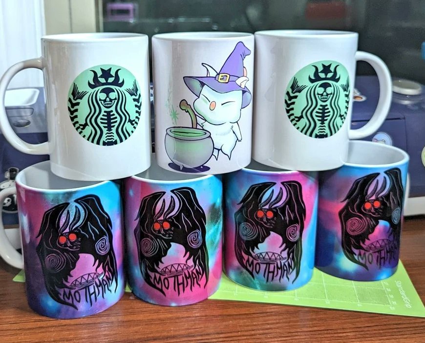 BudgieCoffeeCo's tweet photo. Halloween is right around the corner! I have plenty of cute cups in stock!  All of these mugs are included in the Labor Day sale that ends on the 6th!

🔗 in b/i/o
💚 RTs appreciated!! https://t.co/WaWRkkwNhf