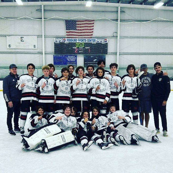 14’s win EAK White division.