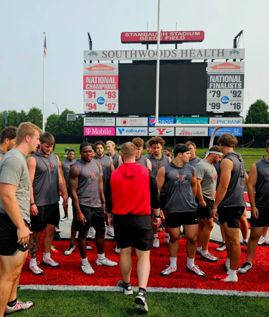 The_Workout's tweet photo. A big shout out to my guys at Youngstown State Football as they nabbed their first win last Thursday vs Valpo.
Next game: vs Ohio State #ColumbusOhio
#GoGuins // #LeaveNoDoubt
#strength #strengthtraining #guin #strengthandconditioning #strengthcoach #strengthcoaching #strengthtrainingworkoutplan #strengthperformancecoach #strengthperformance #strengthandconditioning #footballsportsperformance #strengthtraining #strengthperformance #strengthperformancecenter #collegefootball #collegefootballplayoff #dumbellworkout #dumbellworkouts #shoulderpress