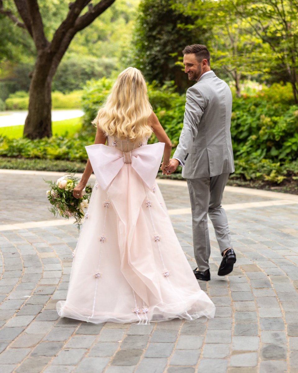 Kristin Chenoweth tweet media