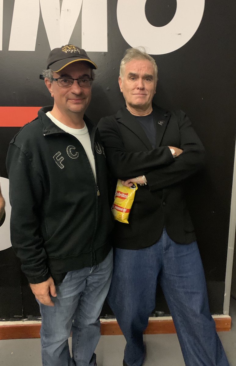JonBenjamin19's tweet photo. Backstage at the ⁦@garbage⁩ concert with Morrissey. https://t.co/qDWb6k5NvI