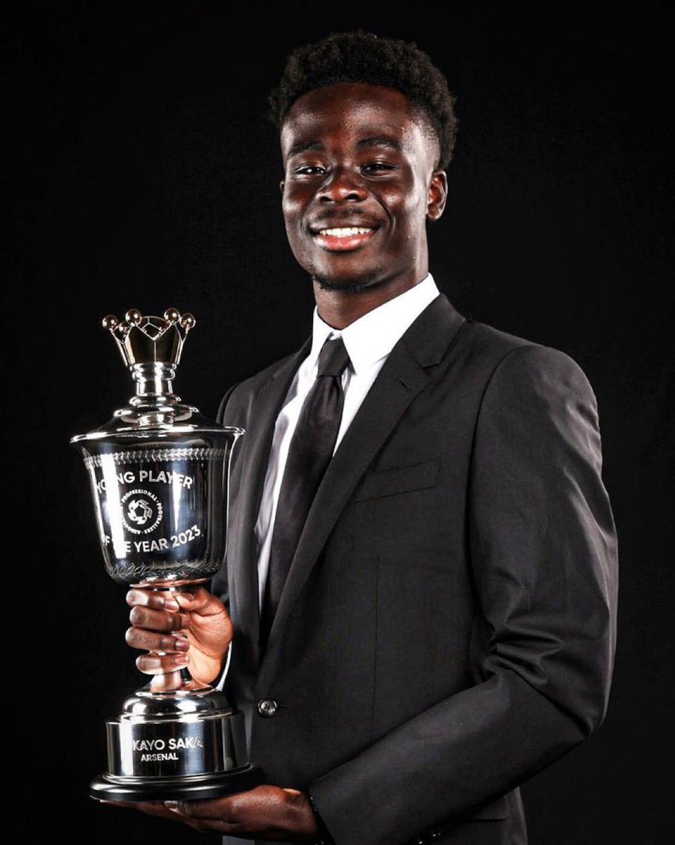 🔴⚪️ 💫 Happy 22nd birthday to our very own starboy, Bukayo Saka. The best winger in the prem, wishing you a blessed and wonderful year Bukayo! Keep shining! 🎉 🥳 <a href="/Arsenal/">Arsenal</a> x <a href="/BukayoSaka87/">Bukayo Saka</a>