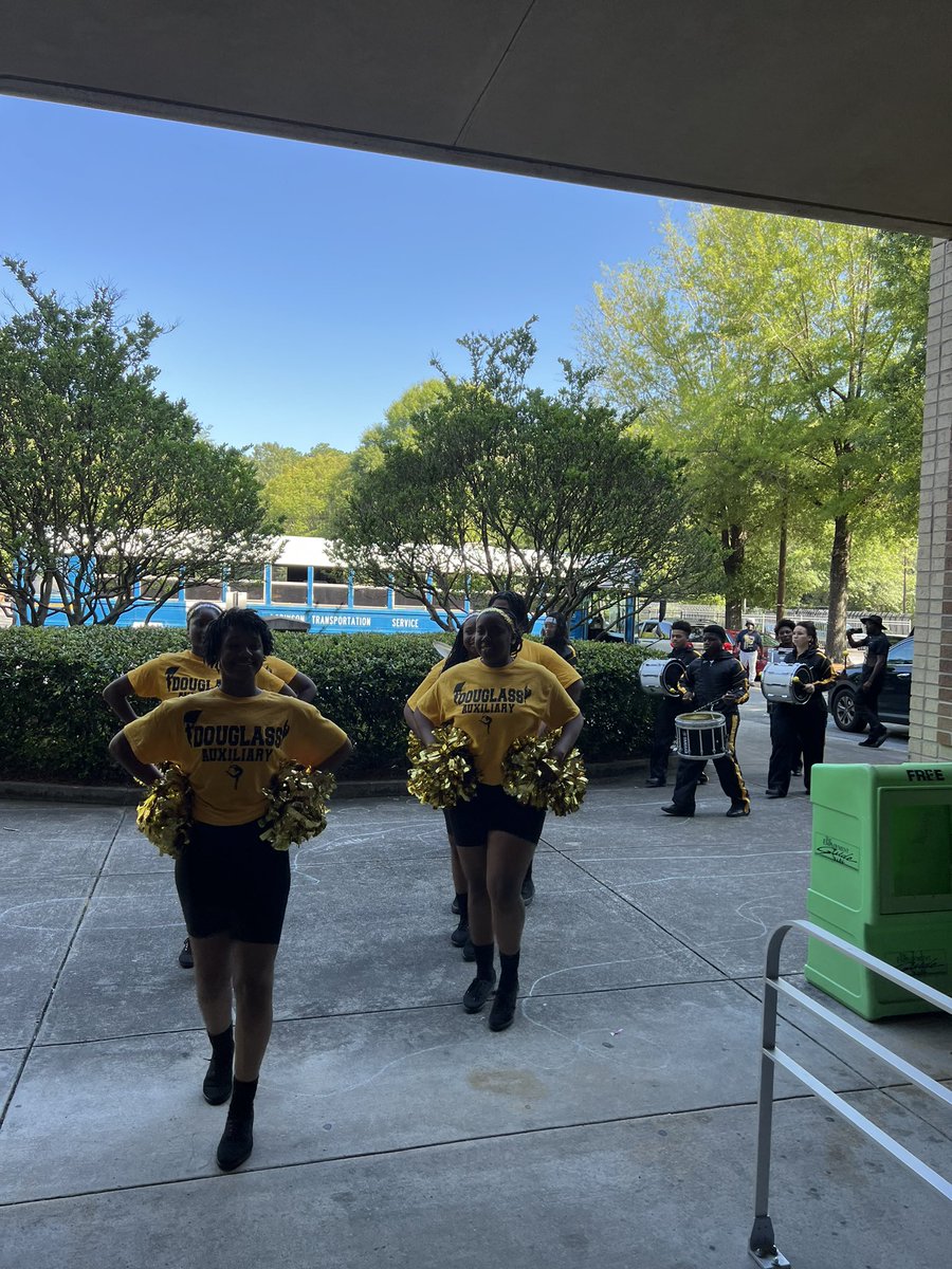 Douglass Marching Astro Bands tweet media