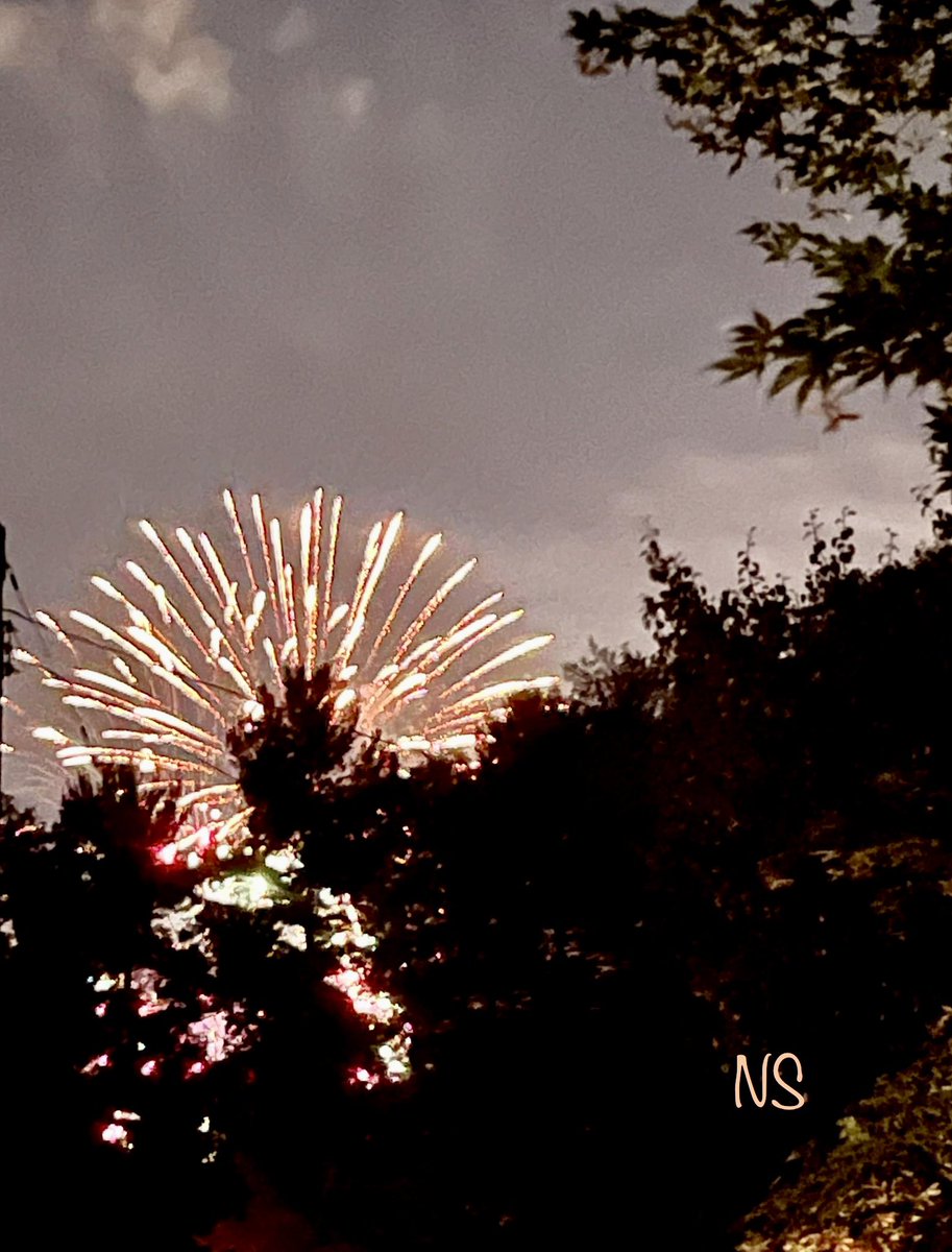 Beautiful night 🎇 

#LaborDay2023  #fireworks 💥 
#sweetdreams 💤