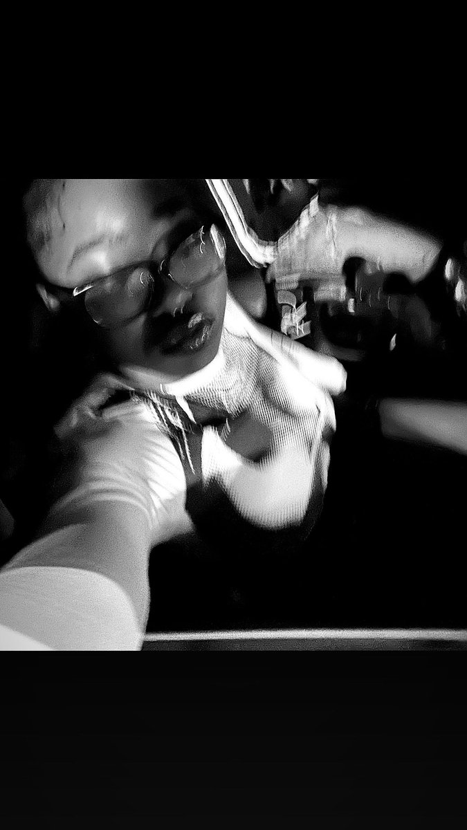 Barrii02's tweet photo. I got no good pictures this night https://t.co/YHGTlXODne