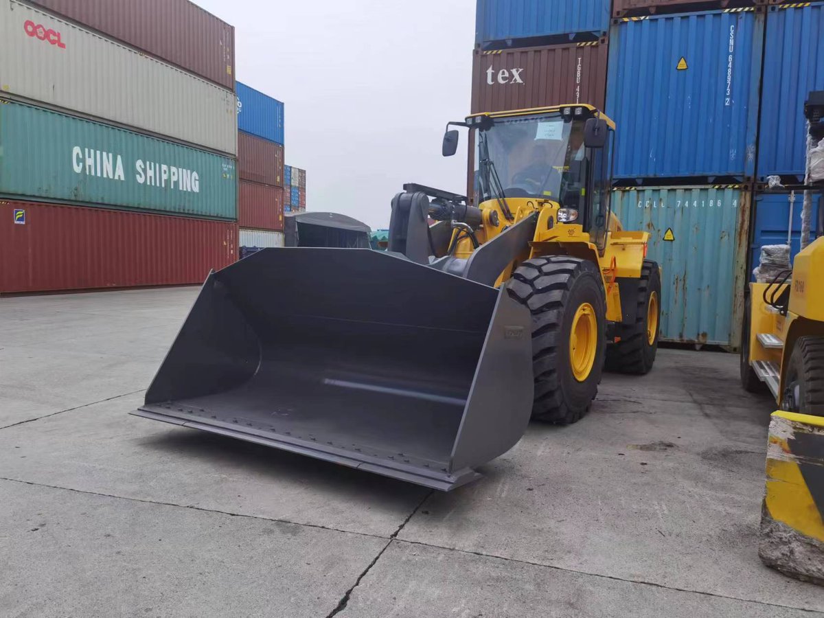 NicoleC24419658's tweet image. VOLVO L120Gz 6T Wheel Loader On Sale