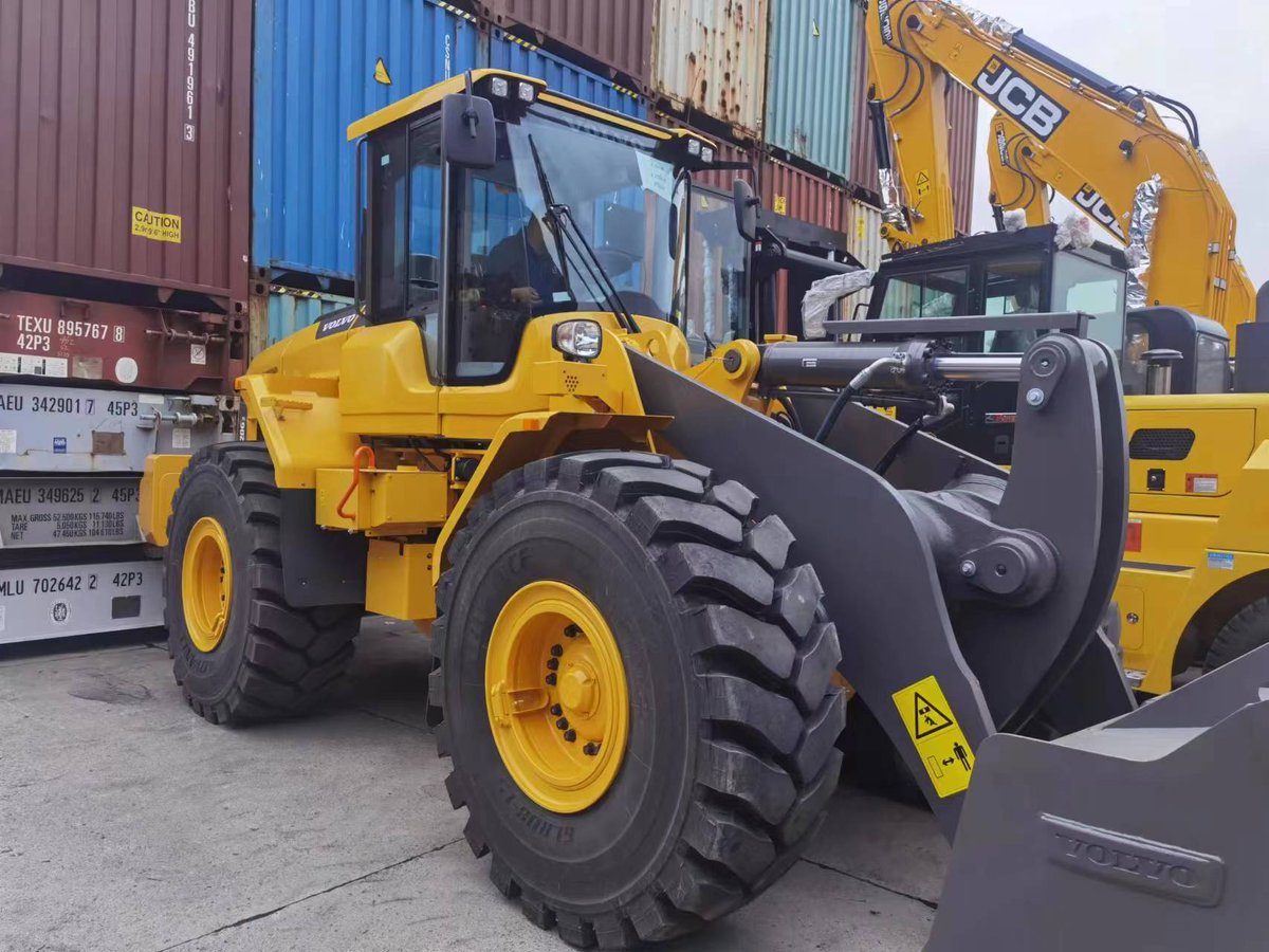 NicoleC24419658's tweet image. VOLVO L120Gz 6T Wheel Loader On Sale