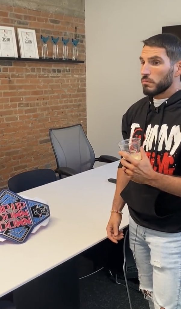TheGarganoWay's tweet photo. I just cannot get as into the show when Johnny isn’t factored into things.. a week here or there, sure. we’re now closing in on 4 consecutive months next week.. 😕
I just wanna see my dude back on TV. this whole waiting thing aint it #WeWantJohnny #WWERaw https://t.co/LAU1VnQo4e