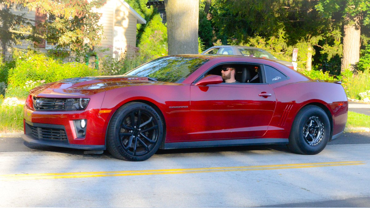 On the way to scare some Hellcats away. 
#Camaro #ZL1 #AmericanMuscle #WeldWheels