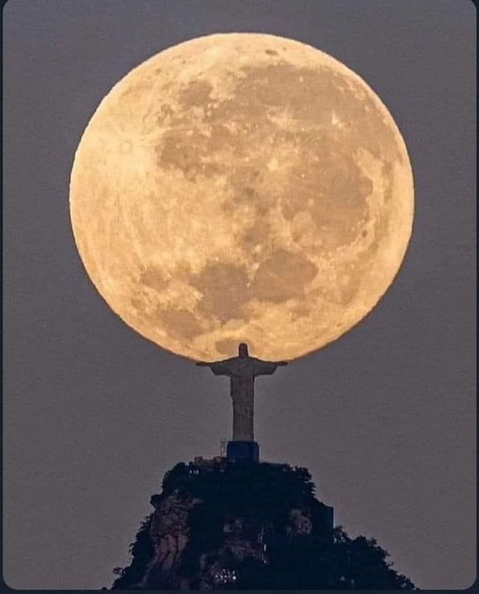 🇧🇷 | El fotógrafo Leonardo Sens, esperó 3 largos años para poder tomar esta fantástica foto en Río de Janeiro, Brasil.