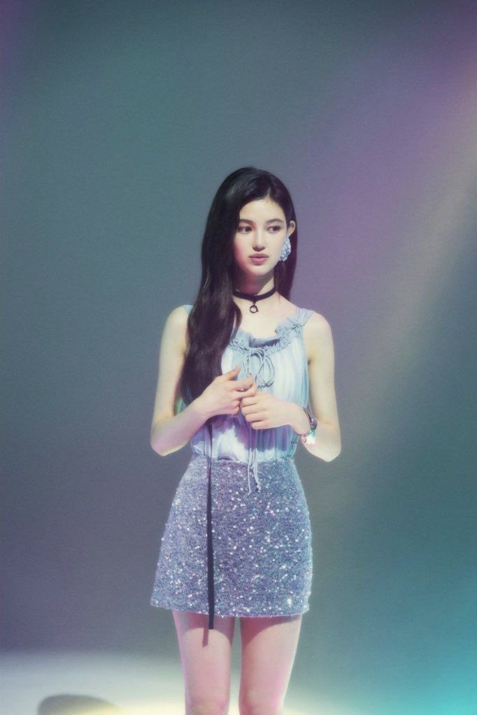 NewJeansBrands's tweet photo. "The Little Mermaid" (directed by Rob Marshall) will be released on Disney+ on September 6th, 2023!
Danielle Marsh plays ‘Ariel’ in the Korean dub version!
#DANIELLE #다니엘 #NewJeans #뉴진스
🔗: https://t.co/172duosLG0 https://t.co/GZbKrQf6QR