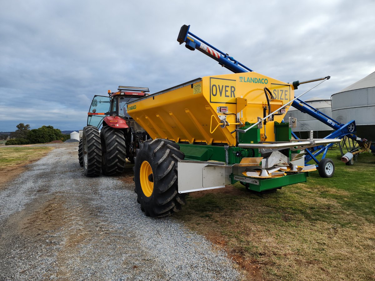 LANDACOE's tweet photo. Landaco is heading to the Henty Field Days!
📅 Date: 19/09/23–21/09/23
📍 Location: Henty, New South Wales
🏞️ Site: O635

@Hentyfielddays #HentyFieldDays #AgricultureInnovation #LandacoAtHenty #FieldDays2023 #FarmingSolutions #AgTech #FarmEquipment #Landaco #Makeitgrow https://t.co/oZhzl85k7F
