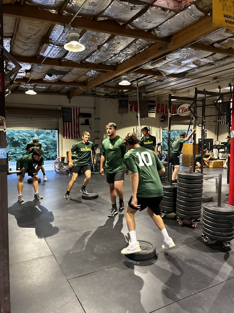 Patrick Woods (@pwoody29) on Twitter photo <a href="/YavapaiBaseball/">Yavapai Baseball</a>
Another Great Day of "Getting after it"
Putting in the work!
#RedtailCrossFit
#roughriderstrong <a href="/YavapaiBaseball/">Yavapai Baseball</a>
Another Great Day of "Getting after it"
Putting in the work!
#RedtailCrossFit
#roughriderstrong