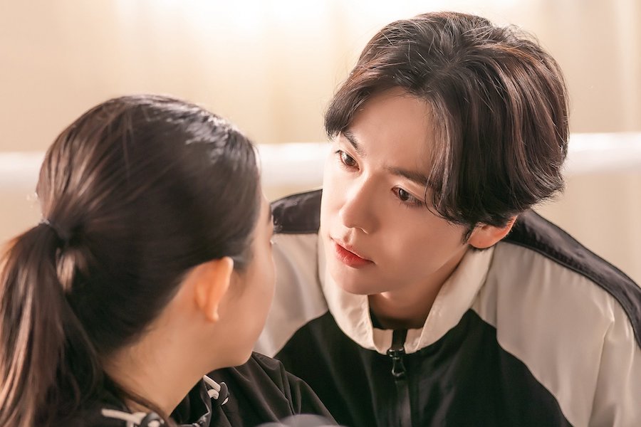 #KimSoHye And #WINNER's #KimJinWoo Lean In Close In "#MyLovelyBoxer" 
soompi.com/article/161165…