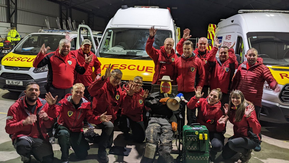 WestMerciaSAR's tweet photo. Today is International Day of Charity, so we thought we would share a lovely photo of our volunteers, that are the life blood of our charity.

You can read more about international day of charity via the link below.

https://t.co/CjUhI62LlI

#InternationalDayOfCharity https://t.co/tmOyAbhQwT
