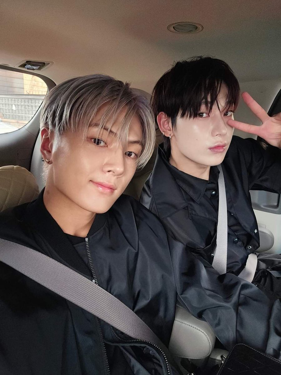 sunjaytonin's tweet photo. 🥹🥹 #SUNOO #JAY https://t.co/Y66duvDXRi