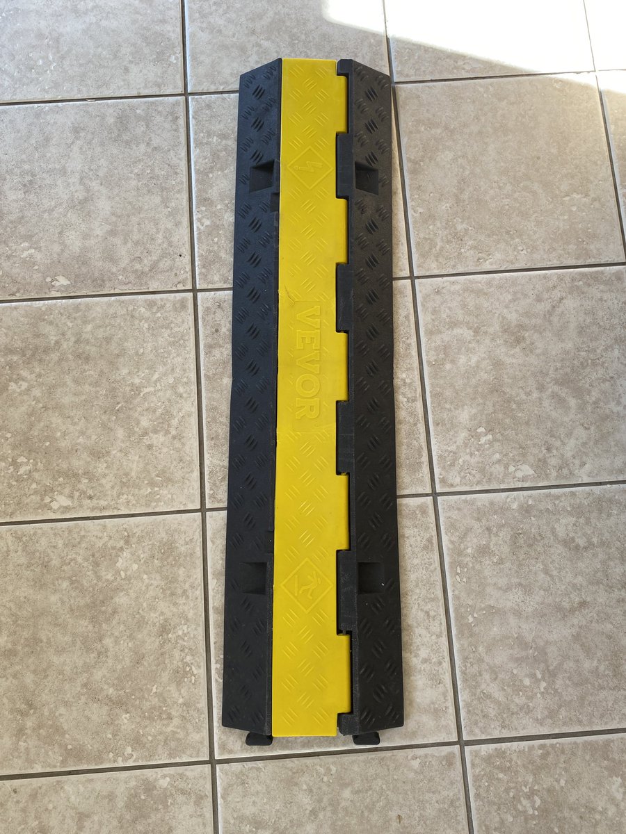 solitairestudi3's tweet image. More deliveries today for the new Pa. #safetyfirst #cableramp