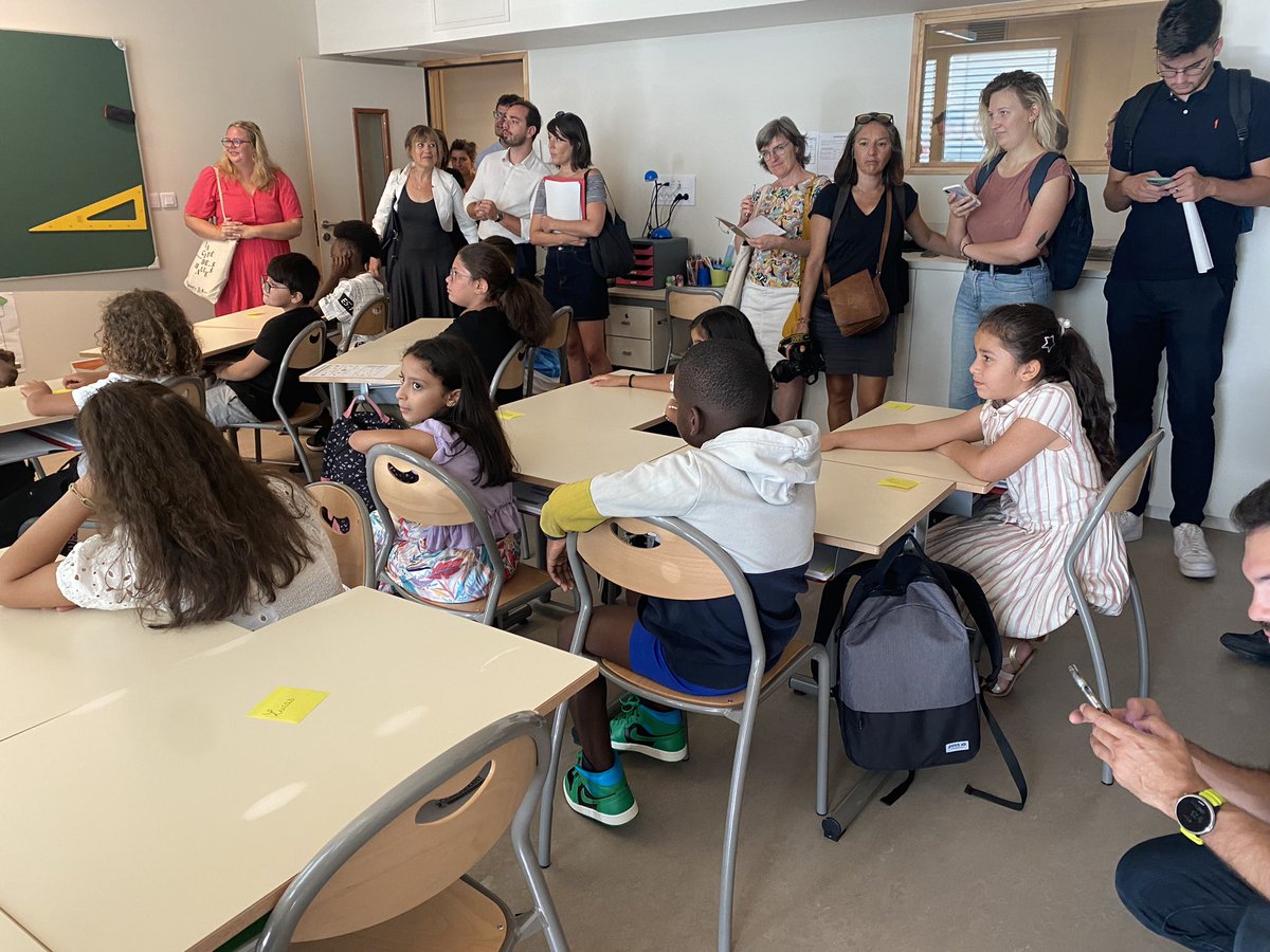 🟢🏫 ÉCOLE 🏫🟢

👉  L’école toute neuve de la rue Croix-Barret porte le nom de Wangari Maathai : Prix Nobel de la paix pour « sa contribution en faveur du développement durable, de la démocratie et de la paix » à la suite de son engagement contre la déforestation du Kenya.