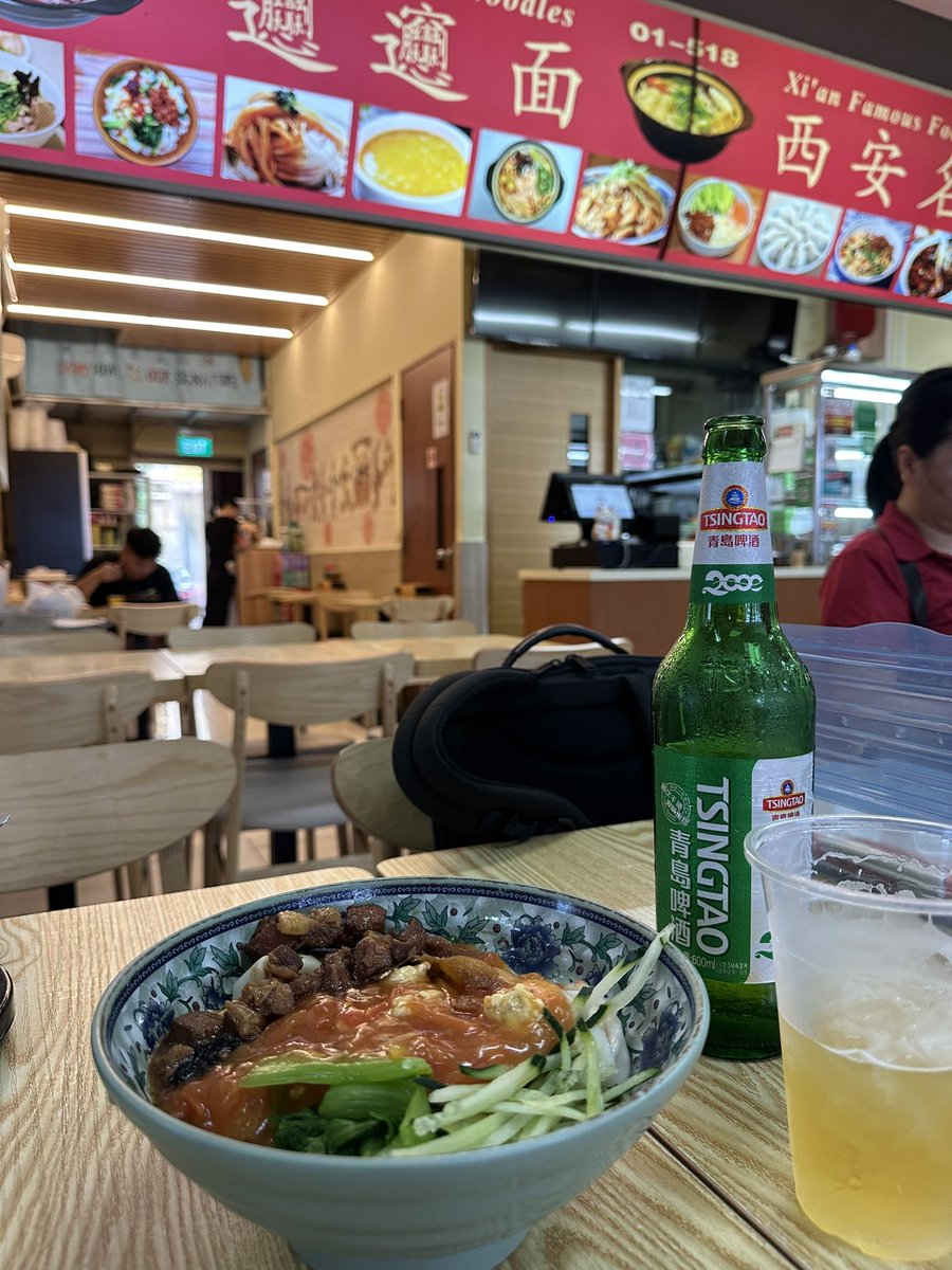 okuros's tweet photo. ビャンビャン麺の名店でチル https://t.co/UAjg96osMU
