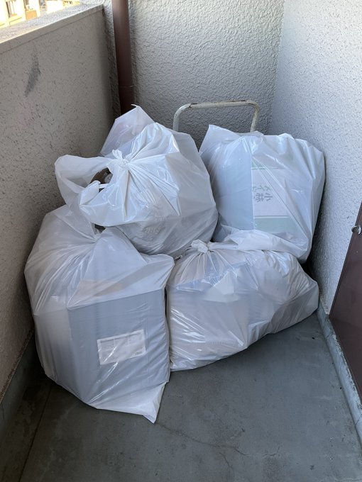 「誰もいない 垃圾袋」のTwitter画像/イラスト(新着)