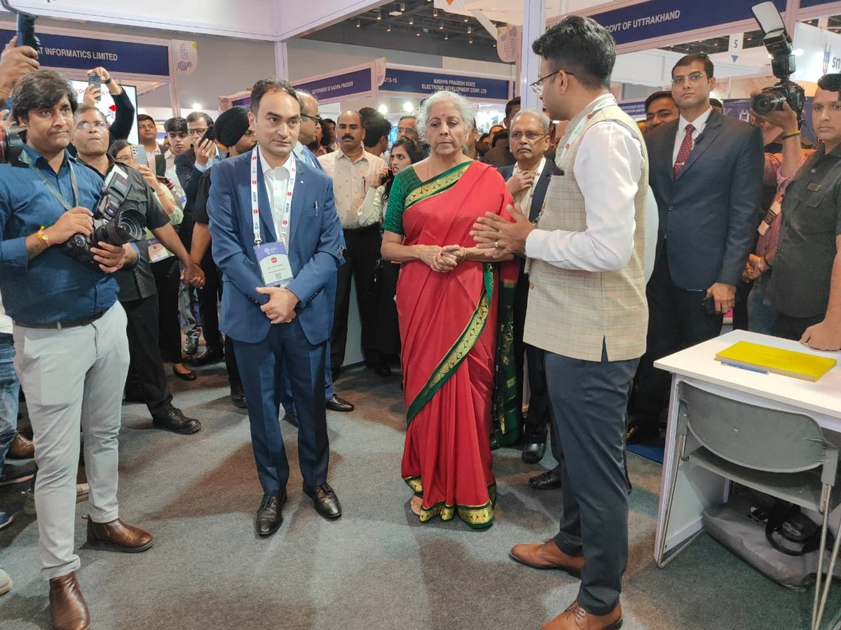 Nirmala Sitharaman Office tweet media