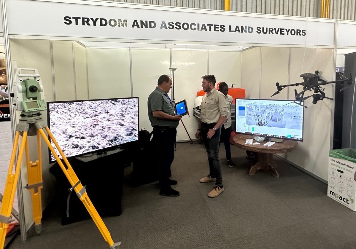 JuniperSysLtd's tweet photo. At Namibia #Mining Expo @CoMinesNamibia last week, our #Africa rep Pieter Otto discussed our #MesaPro #Rugged Tablet with #IP68 &amp; active cooling. Look at its great screen #visibility in sunlight! https://t.co/GiKevIbixW https://t.co/leFpxYJ30R #Strydom&amp;Assoc #geomatics #Namibia https://t.co/Pe55GfTJfj