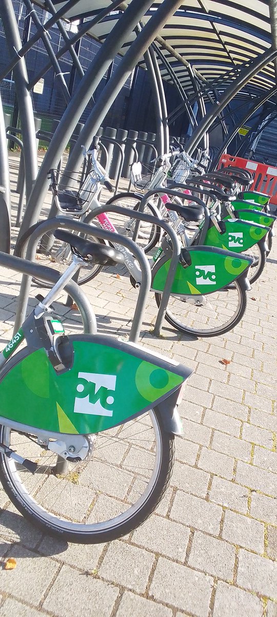 AndrewMVlogs's tweet photo. What a fantastic sunny day for a bike ride.... #nextbikeglasgow #ovobikes #nextbike @OVOEnergy @nextbikeUK @nextbikebytier https://t.co/BPqL65JZQS