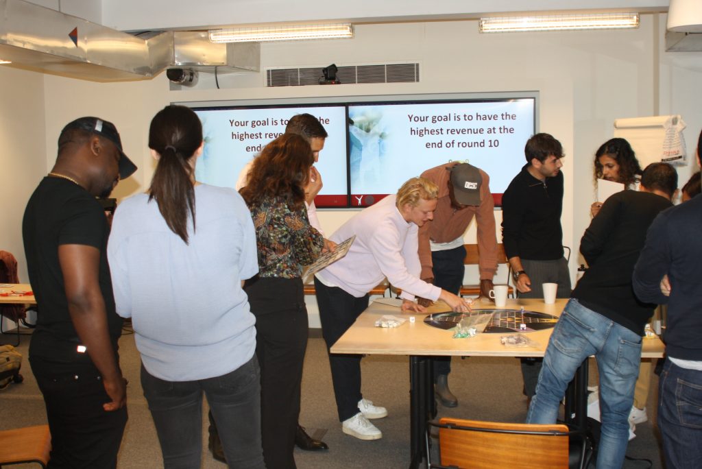 Delegates of #IEEC2023! Do you have what it takes to lead your nation?! 
Join us tomorrow from 5-7 for a special session &amp; learn how to manage complexity in multi-stakeholder organisations like yours! Led by <a href="/project_chakra/">ProjectCHAKRA</a> buff.ly/3r2caz6