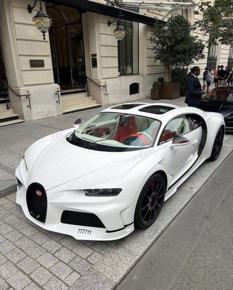Shtreetwear's tweet photo. 1/1 Hermès Chiron https://t.co/cHNI0MmMPg