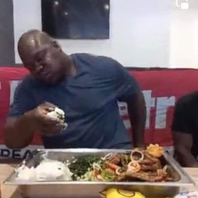 Commandant_02's tweet image. Shoe size 8
Waist size 34
Bread slices: with avocado 9, w/o 4