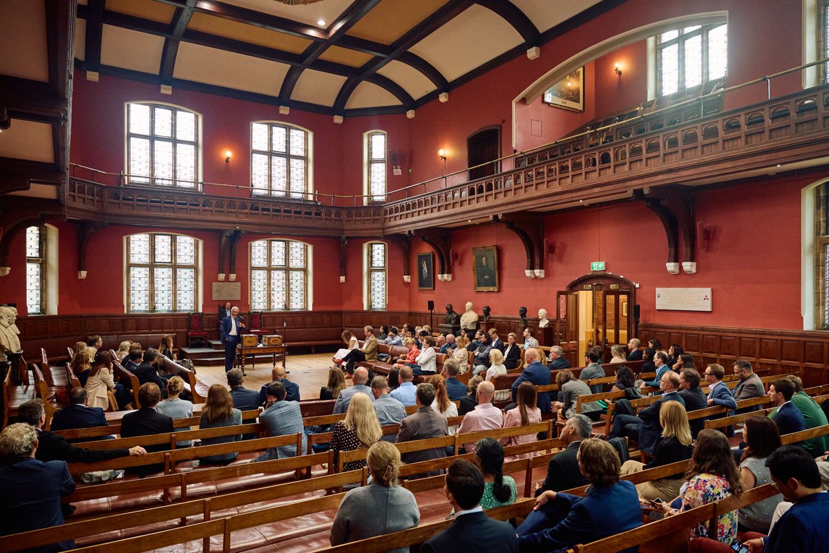 DCM Uni Fribourg tweet media