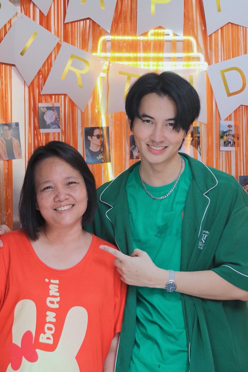 Lookwhha's tweet photo. H B D ติดแสตมป์ 5/9/2566 มีความสุข ประสบความสำเร็จทุกๆๆด้านและมีคนรักมากมาย รักนะ❤️❤️
#27YStampMyLove
#ติดแสตมป์
#Stampc4 https://t.co/hXDIX7fEn6
