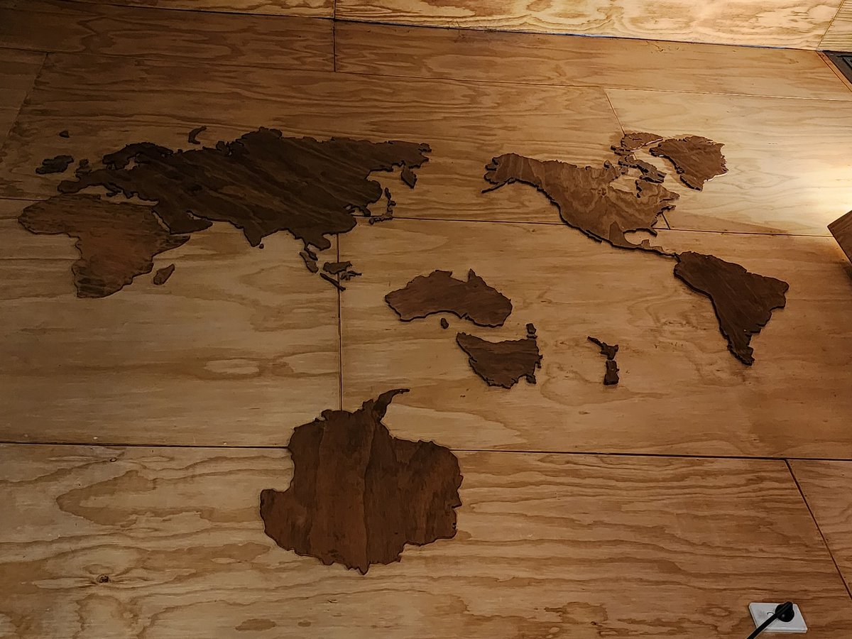 griz1's tweet image. Sunset at #LakeStClair Natl Park #LSCNP @Parks_Australia, nice dinner at #LakeStClairLodge &amp;amp; dark night skies! Love the world map with #tasmania in center! @tasmania @today_tasmania @thefluffa @ParksChat @somanyparks @Australia @Amazing_Maps @simongerman600 #GizaAus23