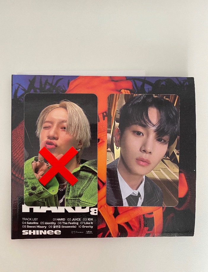 LUVBlGFREAK's tweet photo. shinee takas satis
•hard digi kibum için yandaki taeminle takas
•almak isterseniz 150 tl
•hasarsız
#shineesatis #shineetakas #shineemarkettr #shineepcsatis @5HINeetrdselltr @smtradetr https://t.co/hl6Flb4xkB