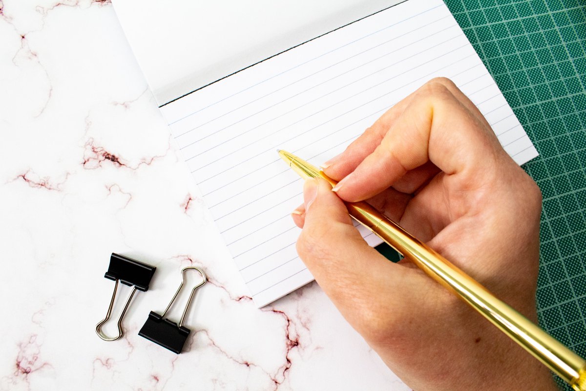 New products now stocked in <a href="/RymanStationery/">Ryman</a> 
The Pastel Animal Print Range! 😍