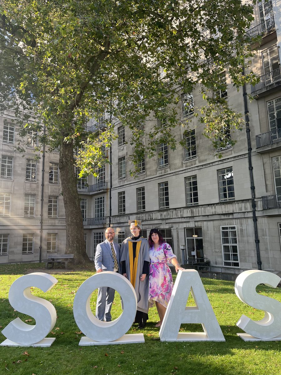 Mark_bingo_Read's tweet photo. #soasgrad https://t.co/0ED6ieBYN4