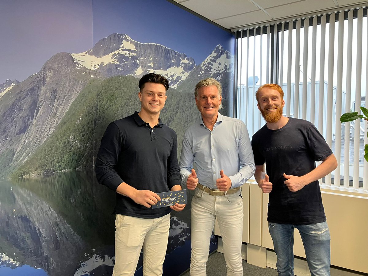 👍 Alle duimen omhoog 👍

Welkom bij TIBO, Levi en Jorg (en Your Crypto Capital)!