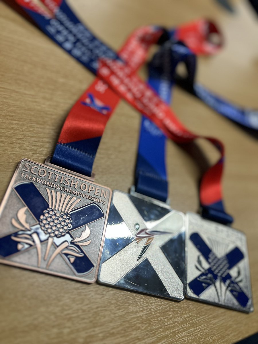 The Pod & Miss Smith tweet media