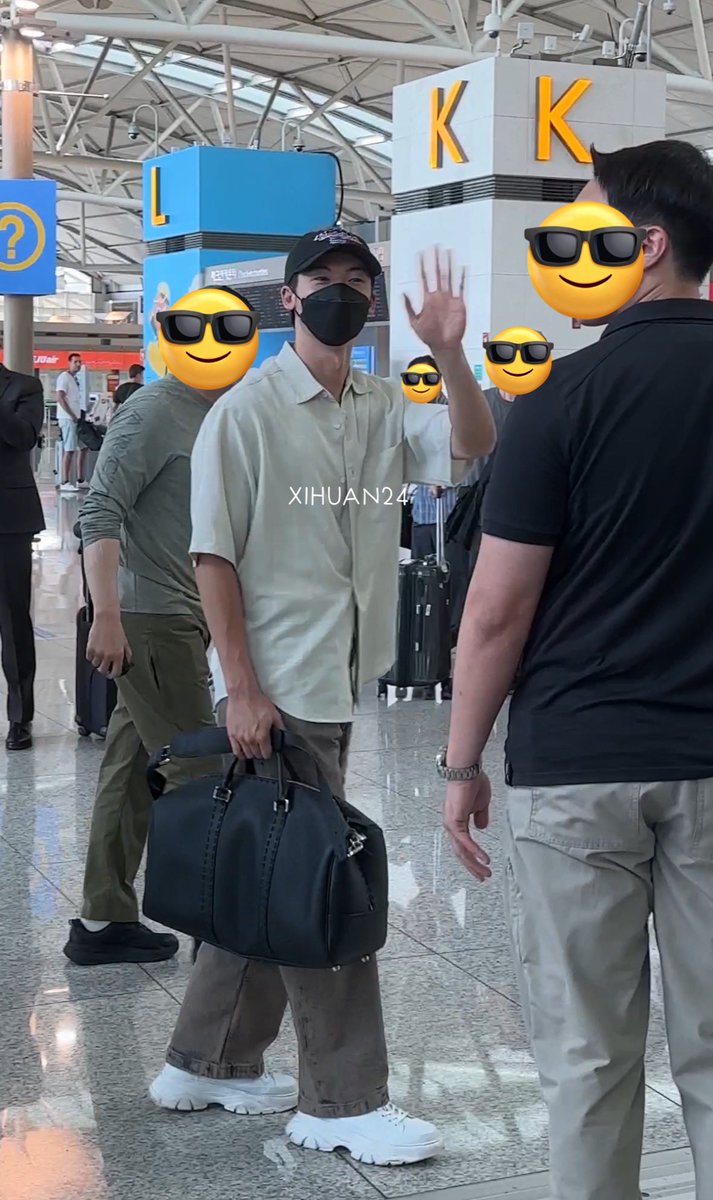 2023.9.5 허광한 인천공항 출국
광한아...가지마...또와...