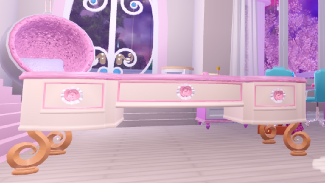 Alli ♡ | Royale High UPDATES 🖤 | fly high vioncii tweet media