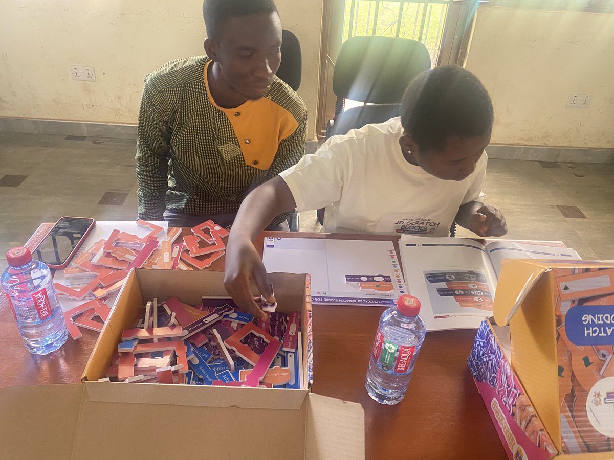 gkafram's tweet photo. Workshop organized for 11 school in Sunyani West and Sunyani Municipal on the use of the #physical3DScratchblocks for creative coding https://t.co/L7u00a0BzH https://t.co/3ld0InWOWn