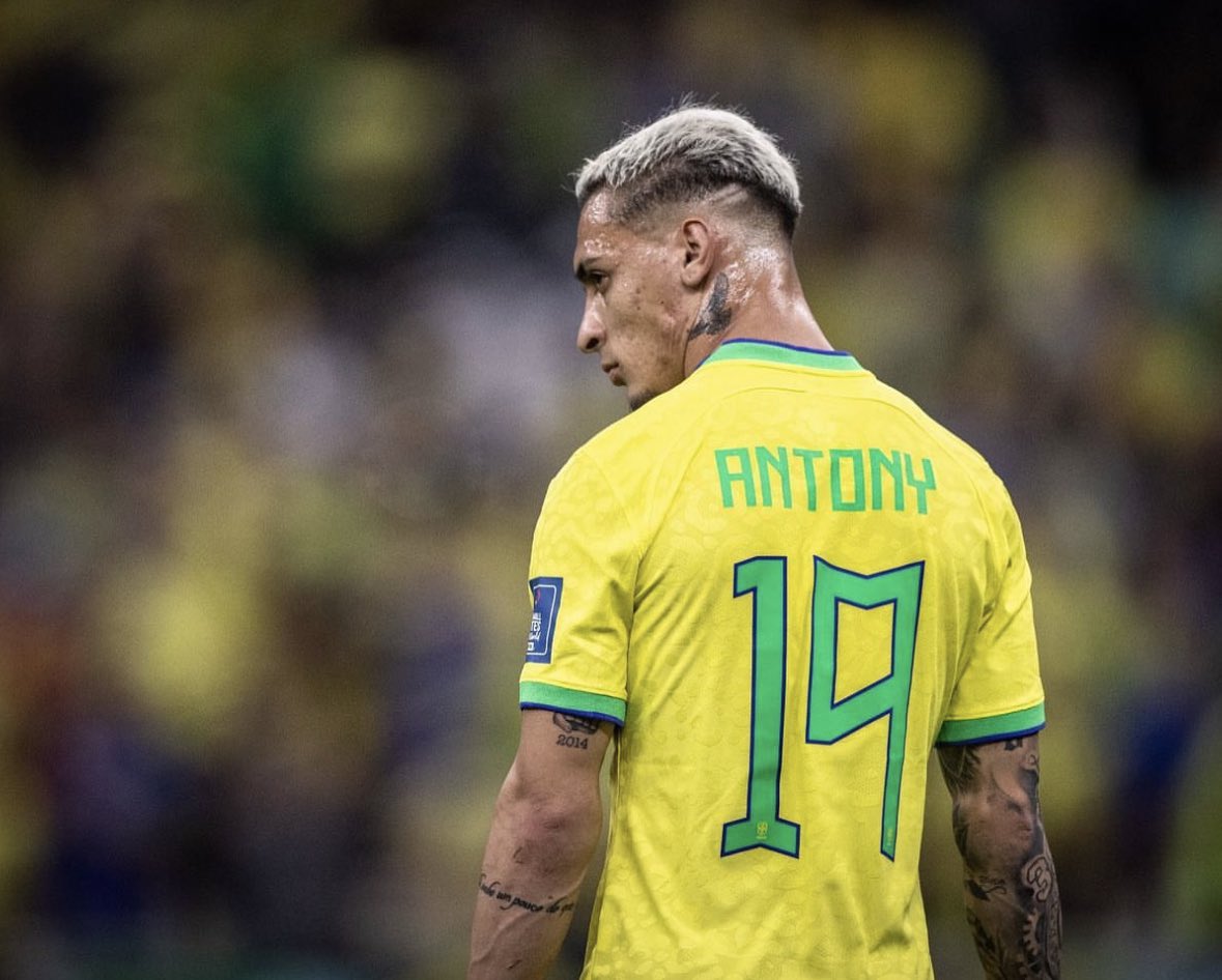 Mswakii__'s tweet photo. 🚨  OFFICIAL: Antony has been immediately dropped from the Brazil National Team to assist the investigation of allegations of domestic violence with his former girlfriend . 🚨🚨
#ManUnited  #Antony  #MU #Brazil  #BrazilReception #MUFC https://t.co/kMTkEtEw8p
