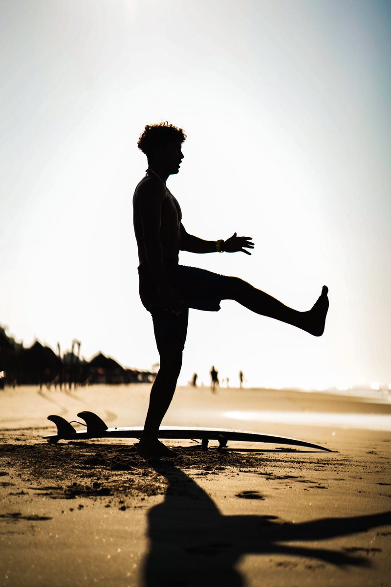 REY_HDZ21's tweet photo. Antes  de entrar a una session de surf. 
Hago mis calentamientos  para tener mejor habilidad &amp; evitar una lesión🔝 https://t.co/RmTAq3kfVX