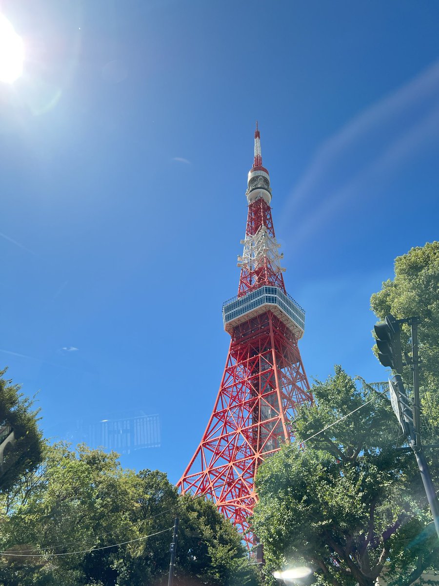 世界の天木とESG🌍📻収録でした
今日も盛り上がりました！！
とても評判がいいみたいで…嬉
ぜひ聴いてください🩷🩷🩷

収録終わりにみんなでpizza🍕らんち
ご馳走様でした！
https://t.co/TiHrM1ISiX
#世界の天木 @sekainoamaki https://t.co/b9TnAAYKK0