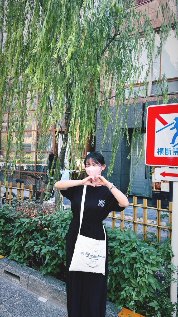 世界の天木とESG🌍📻収録でした
今日も盛り上がりました！！
とても評判がいいみたいで…嬉
ぜひ聴いてください🩷🩷🩷

収録終わりにみんなでpizza🍕らんち
ご馳走様でした！
https://t.co/TiHrM1ISiX
#世界の天木 @sekainoamaki https://t.co/b9TnAAYKK0