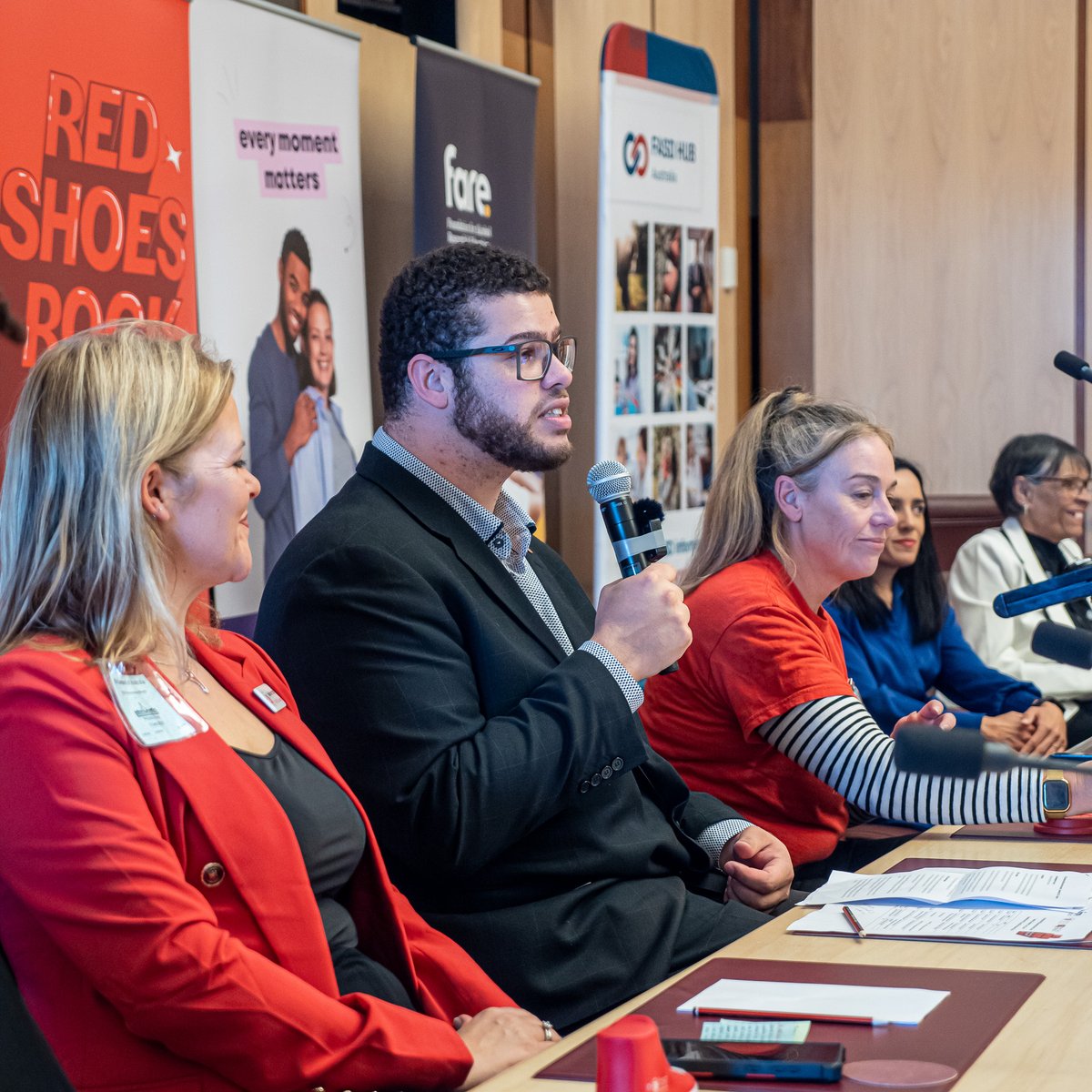 FAREAustralia's tweet image. And that&apos;s a wrap! #FASDAwarenessMonth is in full swing 👠#FASD #RedShoesRock #Auspol2023 @Mark_Butler_MP @catgiorgi @SenatorJordon @JB_TalksFASD @AngeleneBruce @NOFASDAustralia