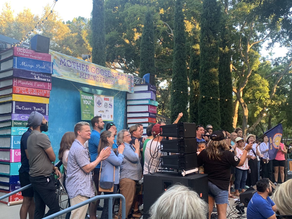 EvanMMinton's tweet photo. What a great time tonight at the Sacramento Central Labor Council, AFL-CIO’s Annual Labor Day Labor Day Picnic!!! 

#HotLaborSummer
#StandWithLabor https://t.co/UUzQiInsWR