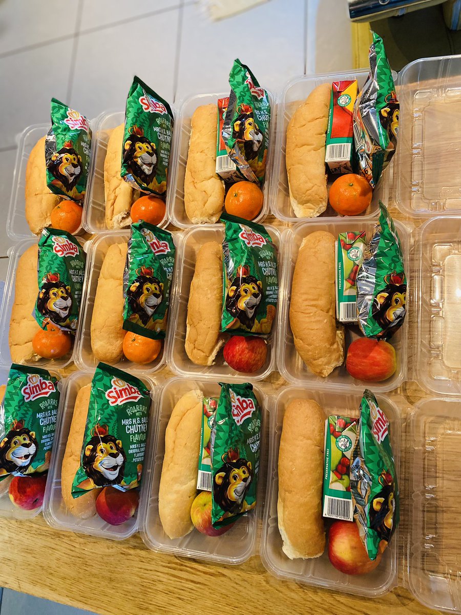 Hi Guys 🤗;

Please make my business  famous &amp; known.
I cater lunch packs for school kids daily at R40 per day. R800 monthly.

I am based in Soweto 📍

I also do birthday parties &amp;school events. Please share with schools &amp; parents at workplace🫶🏼
For more info WhatsApp 0682112309