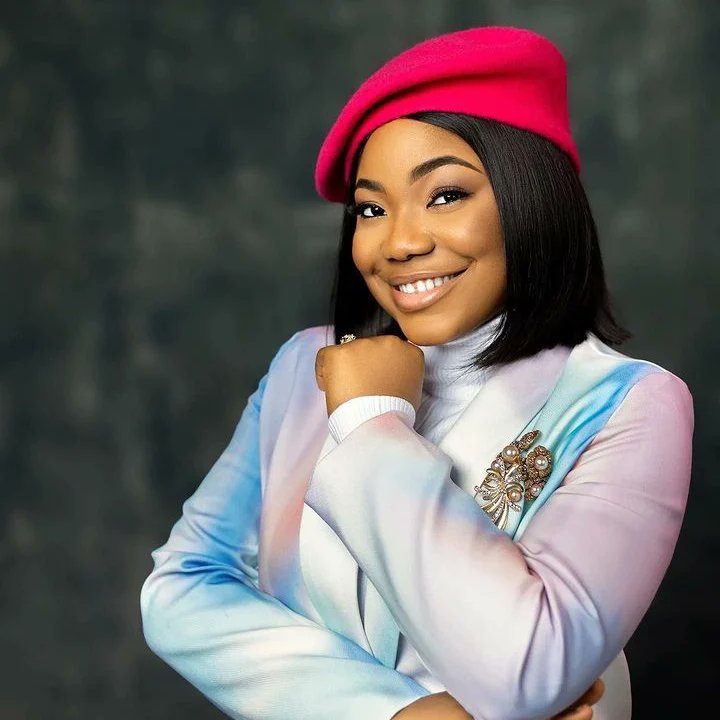 RechabiteMEDIA's tweet photo. Happy Birthday To GNT Nations Leading Artist, Min. Mercy Chinwo Blessed. We Celebrate You And Wish You Many More Fruitful Years Ahead. 

Congratulations ma. 

🥰🥰��🎆🎇🎈🎈🎉🎉🎁🎁🎈🎈🍾🍾🍾🍸🍸🍷🍷🎂🎂🎹🎹🎹🎹🎺🎺🎺🎤🎤🎤🎷🎷🎸🎸🎶🎶🎶🎵🎵🎵🎵🎵🎻🔊🔊🔊🎸🎹💃🕺🏼💃💃💃💃💃💃💃💃 https://t.co/jVaE1Z7YlF