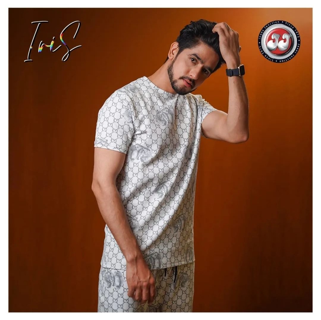RahulPatyal9's tweet image. Style is a way to say who you are without having to speak 🧥 👦
.
#rahulpatyal 
#modelface #model #modelshoot #shooting #modeling #modelsearch #delhimodel #mumbaimodels #portfolio #portfolioshoot #stylefashion #style #eyelook #sideprofile #chandigarhmodels #looks #faceoftheday